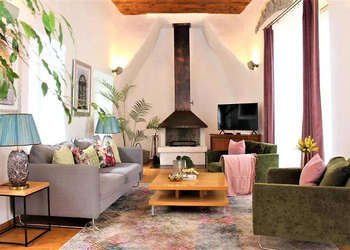 2 Bedroom & 2 Bathroom Luxury With Balcony In Old Town Tallinn