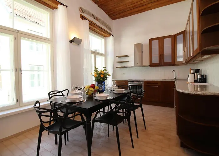 Korter 2 Bedroom & 2 Bathroom Luxury With Balcony In Old Town Tallinn